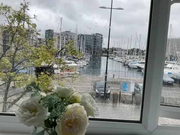 Balcony Apartment Near Hoe and Barbican