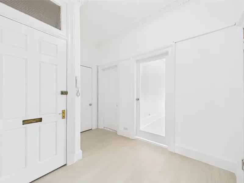 2 Bedroom Flat House to Rent in Glasgow G41 1QS