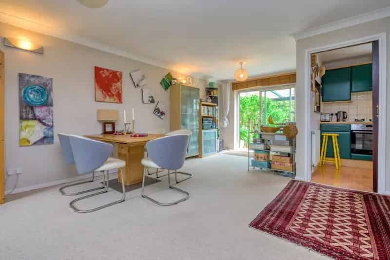 3 Bedroom Detached House to Rent
