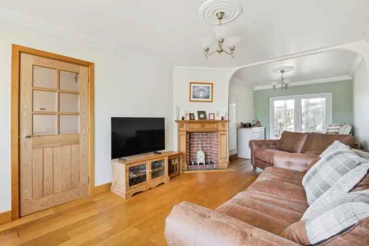3 Bed Semi-Detached House Hellesdon Norwich