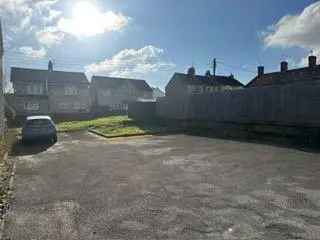 Car Park for Sale in Midsomer Norton - 0.10 Acres