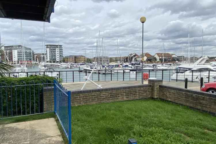 Two Bedroom Flat Ocean Village Southampton Parking Balcony