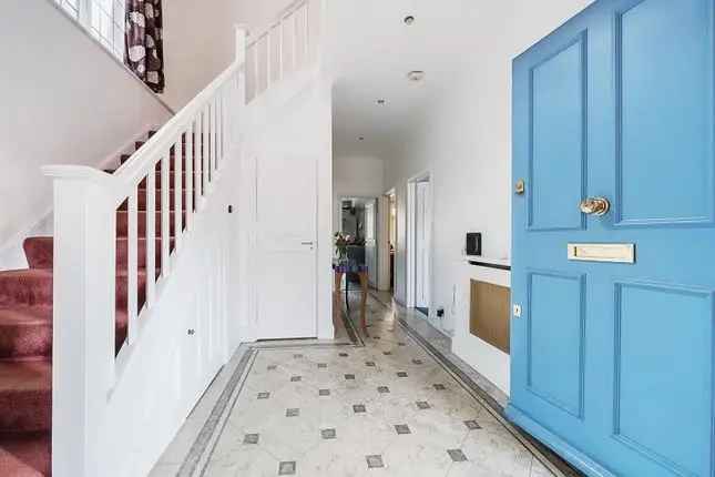 Four Bedroom Semi-Detached House for Sale in London NW2