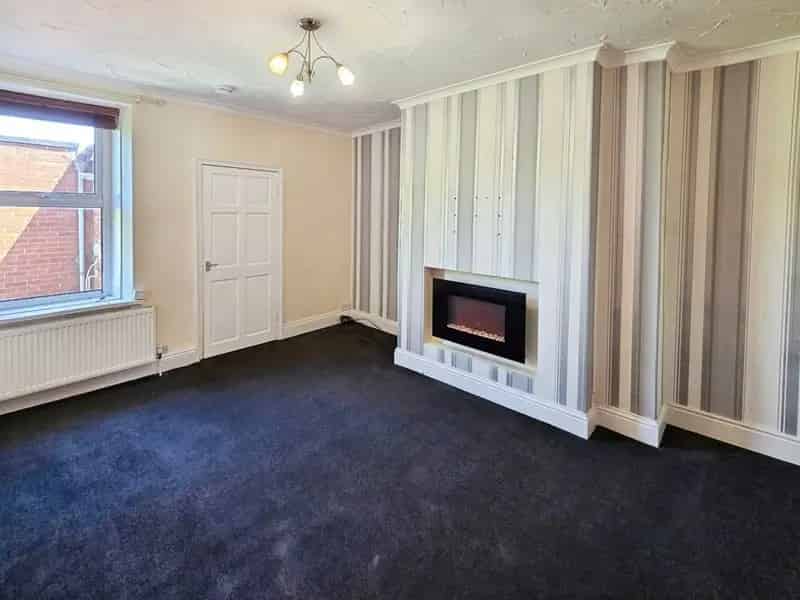 3 Bedroom Flat for Sale Consett Durham DH8 No Onward Chain