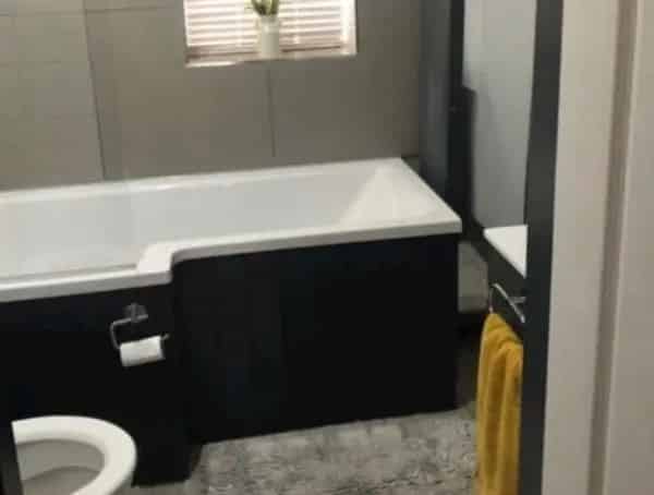 3 Bed House Near Leigh Broadway Beach