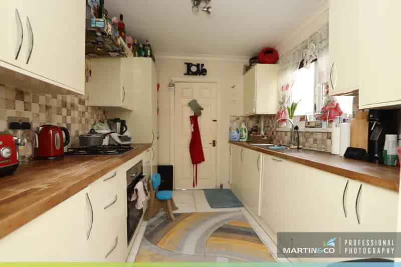 Three Double Bedroom House For Sale in Roath