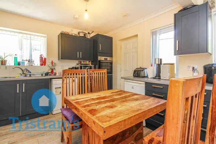 6 Bedroom Student House to Rent Near University