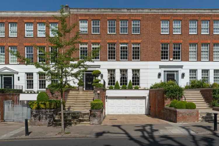 Grand Family Home near Holland Park - 4301 sq ft