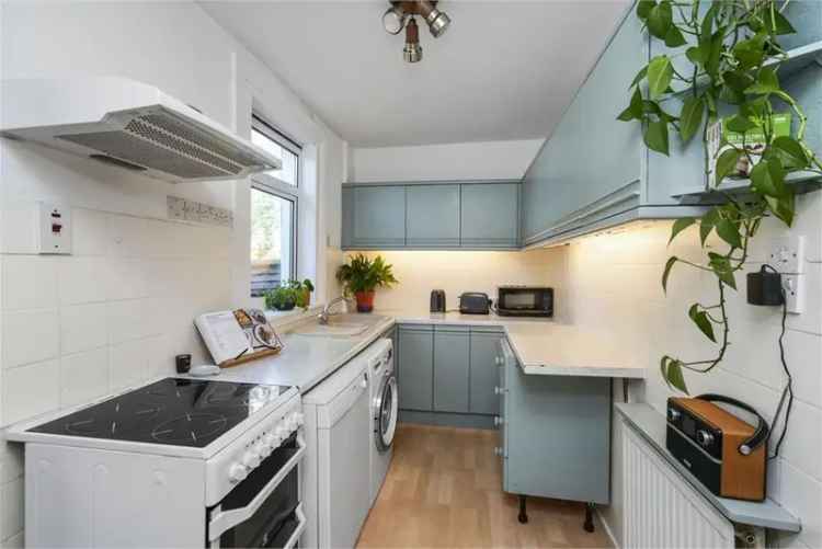 2 Bed End Terraced House 2 Reception Rooms Garage Driveway
