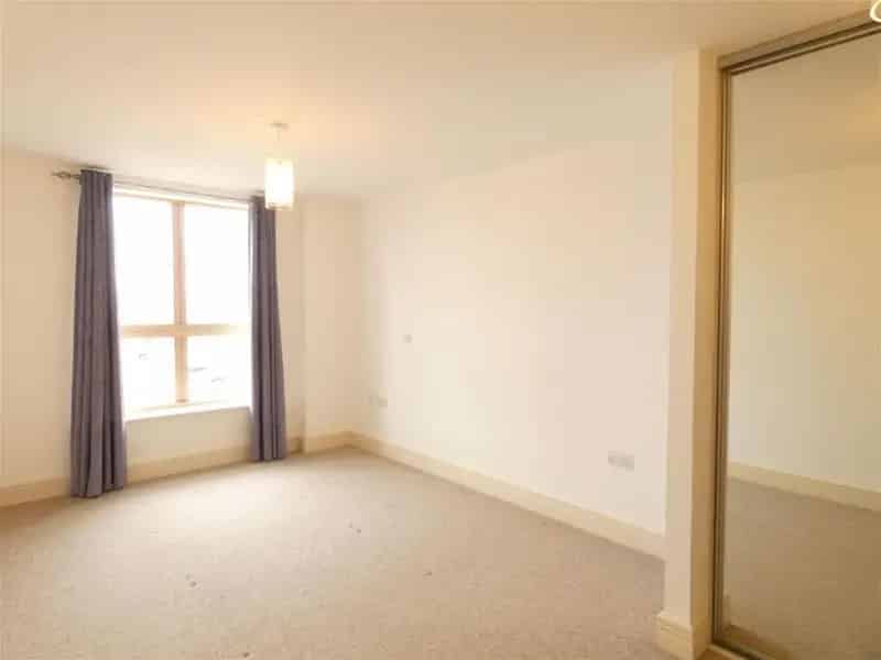 2 Bed Flat for Sale Gosport Marina Stunning Views Allocated Parking