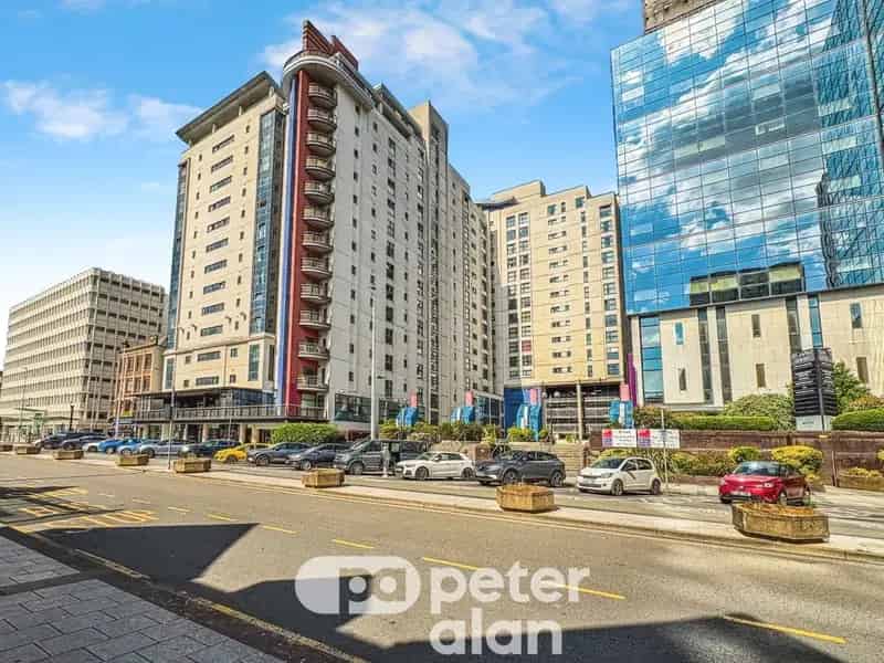 2 Bedroom Furnished Apartment Landmark Place Available Now