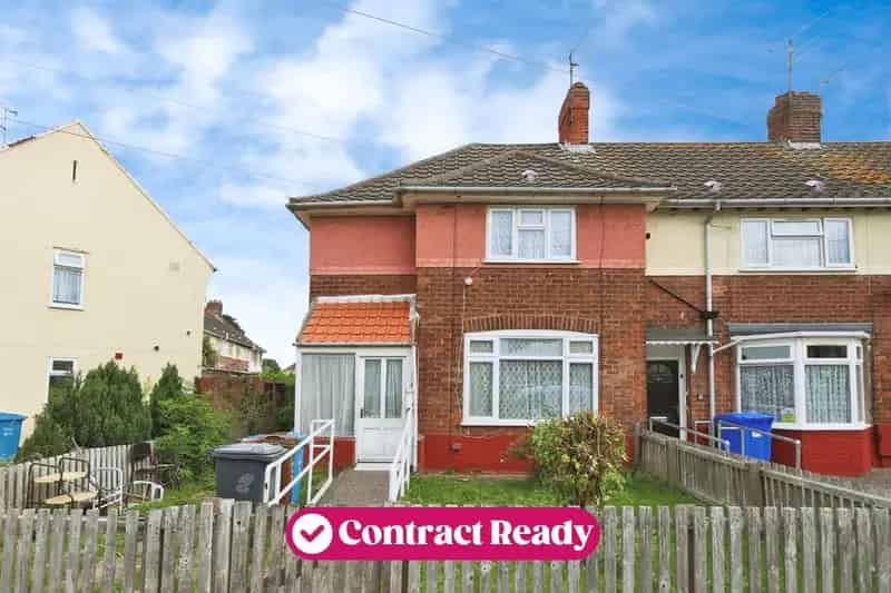 3 Bedroom Semi-Detached House For Sale