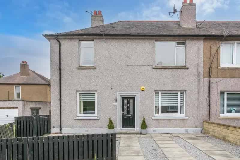 2 Bedroom Flat for Sale in Parkhead