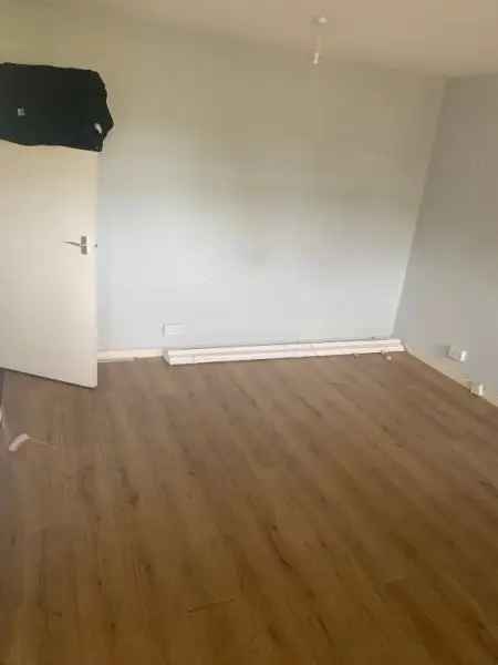 Flat For Rent in London, England