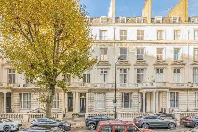 Flat for sale in Warrington Crescent, London W9