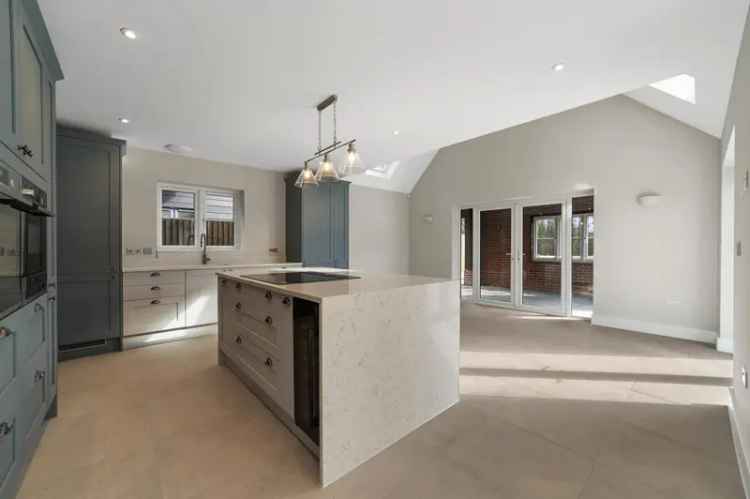 5 Bedroom Detached House For Sale Turnpike Close Ardleigh