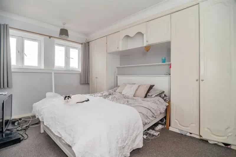 3 Bed Terraced House for Sale No Onward Chain