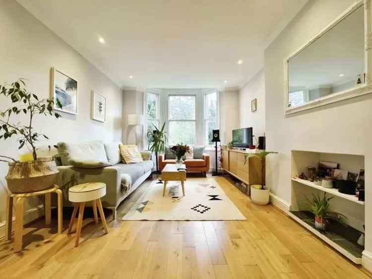 2 Bedroom Flat for Sale in East Dulwich SE22