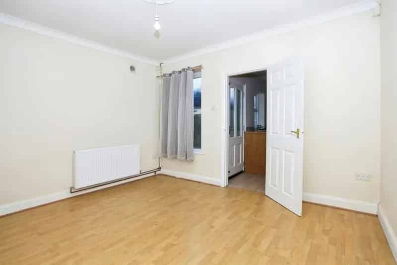 3 Bedroom End Terraced House Woodston Zero Deposit Available