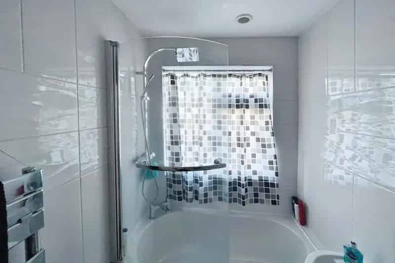 Charming Semi-Detached House for First-Time Buyers