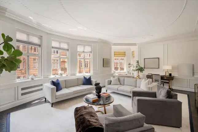 Two Bedroom Flat for Sale in Mayfair, London