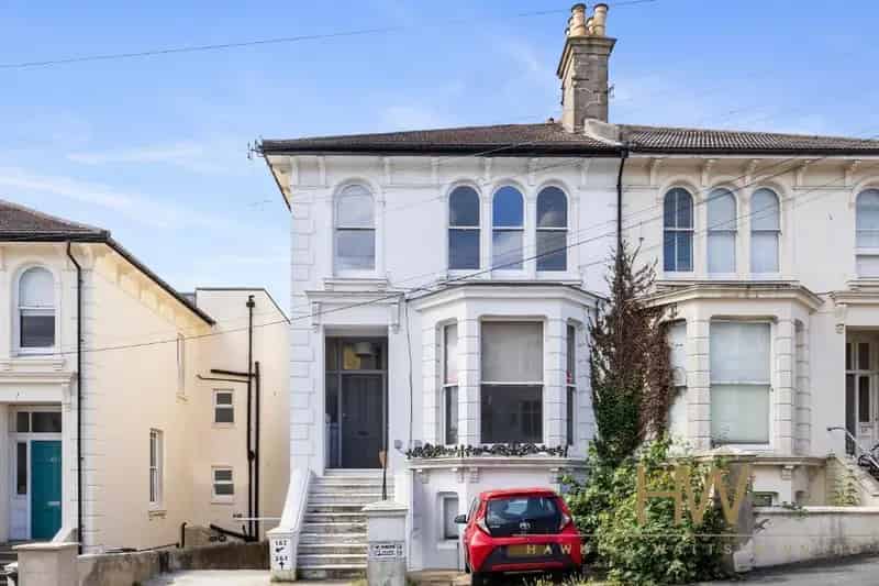 2 Bedroom Apartment to Rent Near Seven Dials Brighton