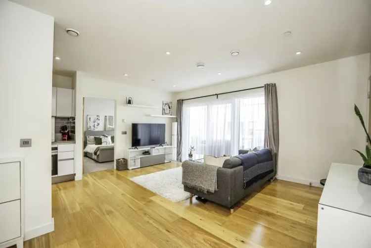 2 Bedroom Flat to Rent London SE10 Near 02