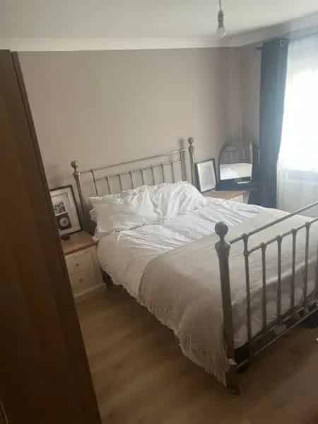 Ground Floor Maisonette 2 Beds, New Kitchen & Wet Room