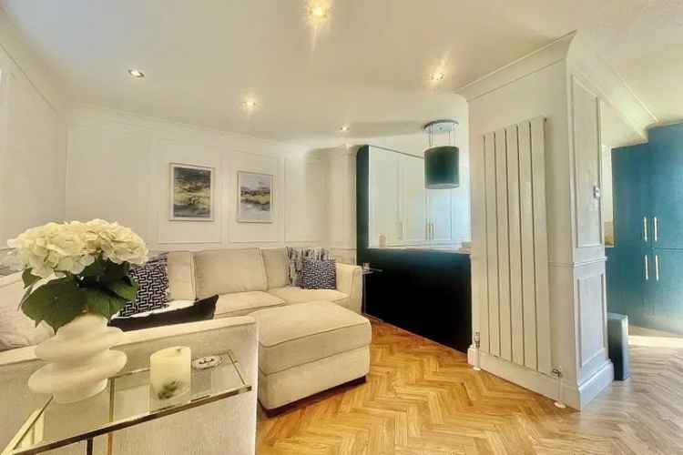 3 Bedroom House Near Loughton Station - Modern & Convenient