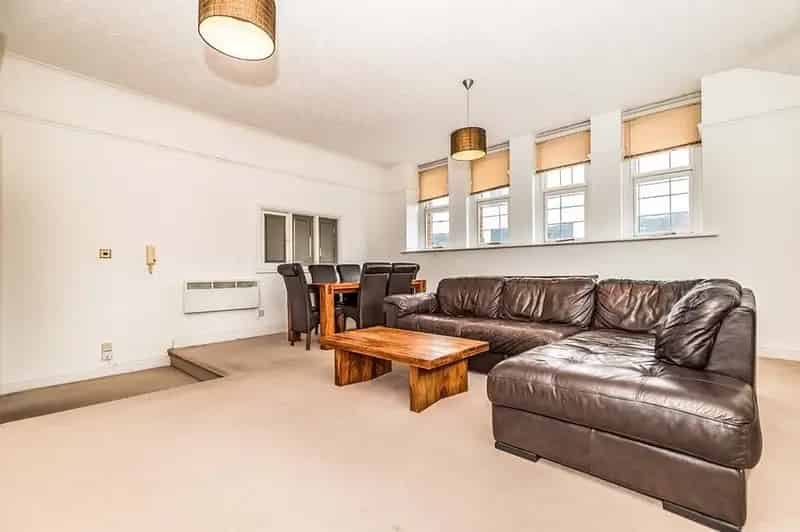 2 Bed Flat to Rent Manchester M1 - Secure Parking Available