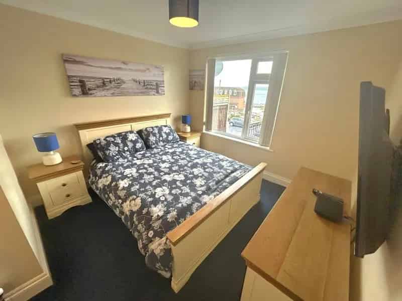 Flat For Rent , Alta Vista Road, Paignton, England