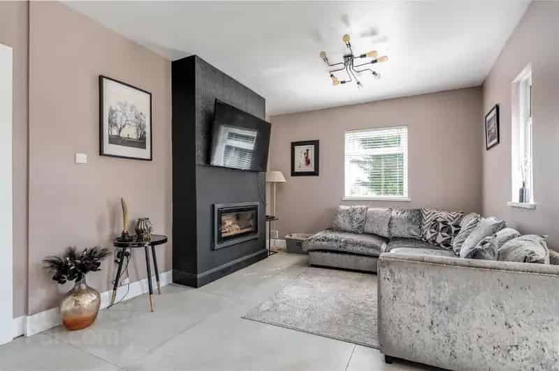 Exceptional Detached Cottage Near Crossgar Village