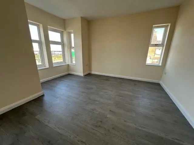 2 Bedroom Apartment Available April Zero Deposit Guarantee
