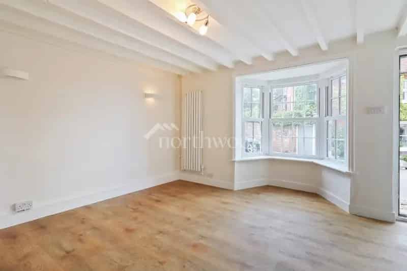 Chilham Cottage: 3 Bed, Picturesque Village, Modern Kitchen