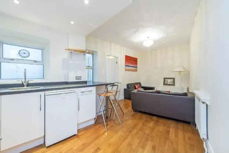 One Bedroom Flat for Sale in Notting Hill