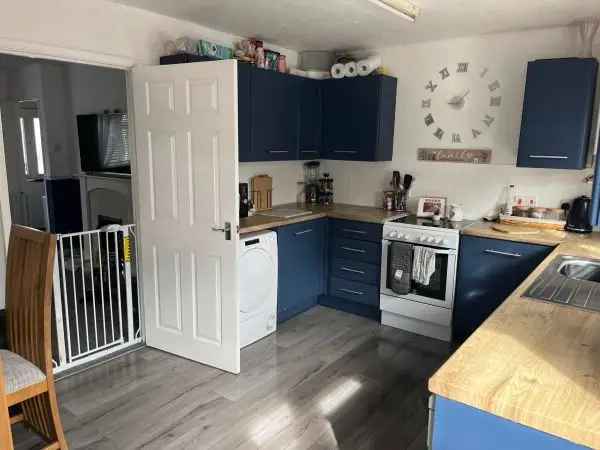  For Rent in Chydyok Road, Chaldon Herring, England