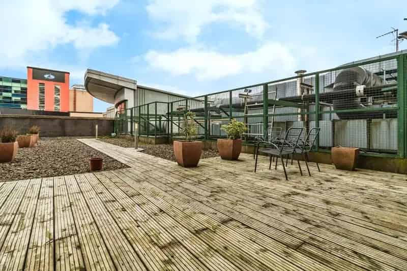 1 Bedroom Duplex Apartment for Sale Salford Quays