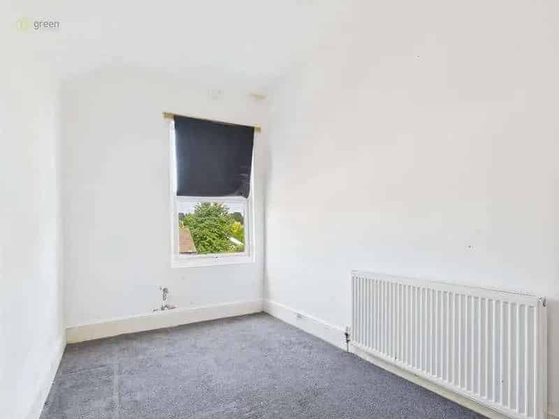 3 Bed Mid-Terraced House For Sale