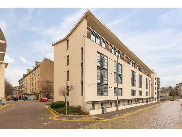 1 Bedroom Flat for Sale in Leith Shore