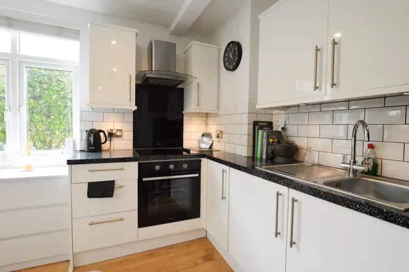 St Albans City Centre Studio Apartment with Private Garden