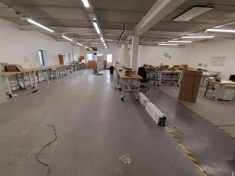 Modern Ground Floor Workshop and First Floor Offices with Parking