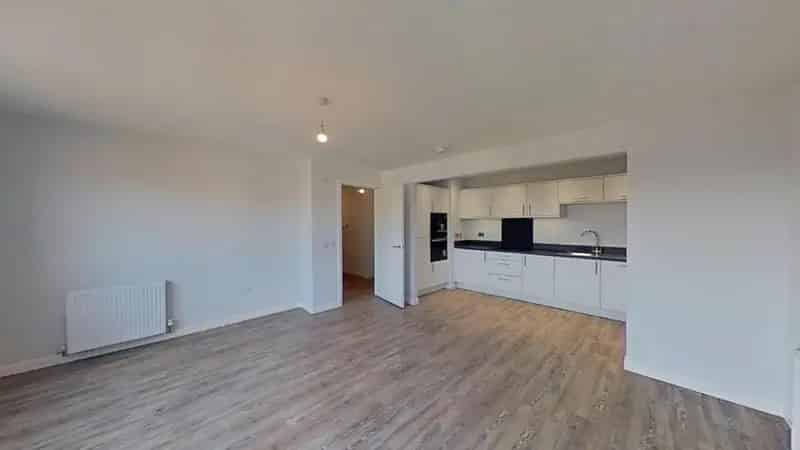 3 Bedroom Flat to Rent