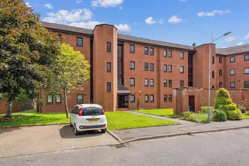 2 Bedroom Flat for Sale Shawlands