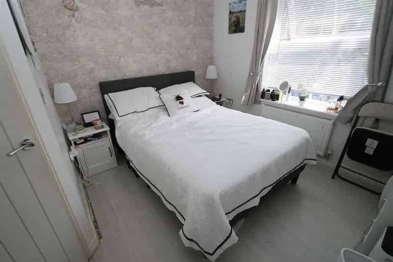 2 Bed Flat for Sale in Halesowen