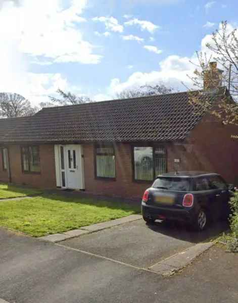 Bungalow For Rent in Sandwell, England