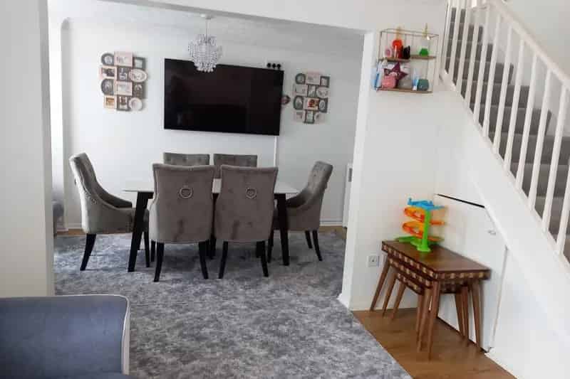 Extended Family Home Southfields Estate Sleaford