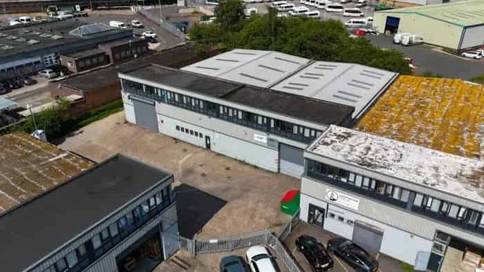 Warehouse Space For Rent - Manufacturing Production Storage