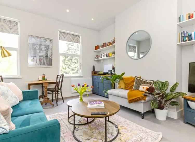 One Bedroom Apartment Near Ealing Broadway Station