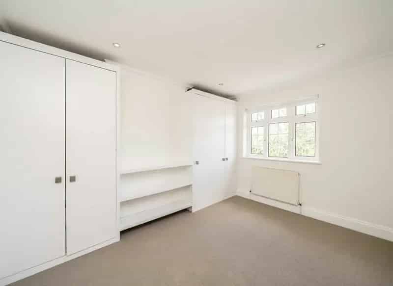 House For Sale , Nightingale Road, London, England