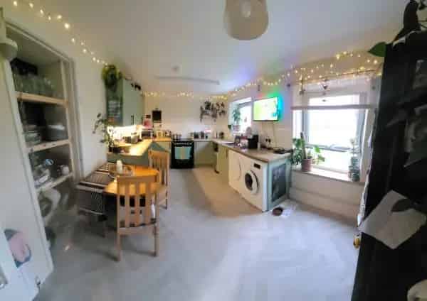 3 Bedroom House Near Beach and School